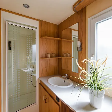 Camping Am Deich Gmbh & Co. Kg