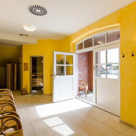 Camping Am Deich Gmbh & Co. Kg Chalet *