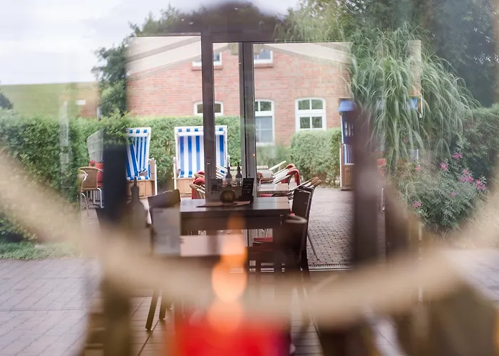 Camping Am Deich Gmbh & Co. Kg *